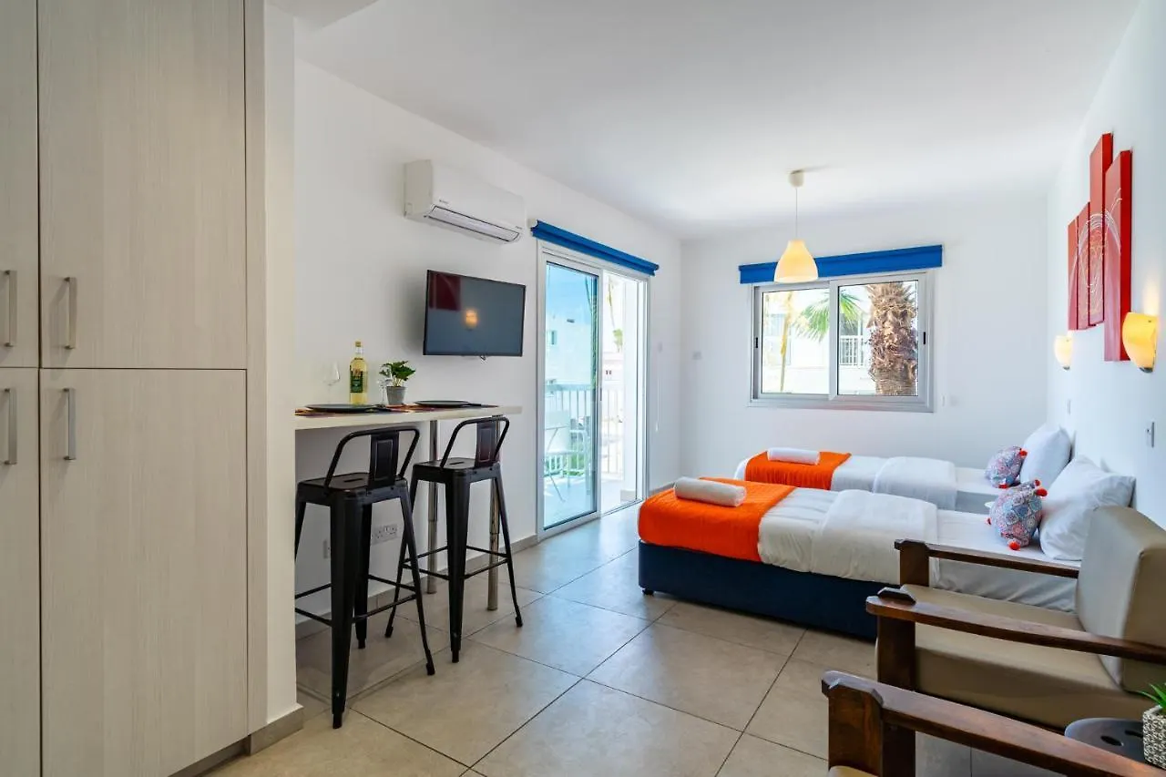 Apartment Tangerine Studio With Pool In Ayia Napa